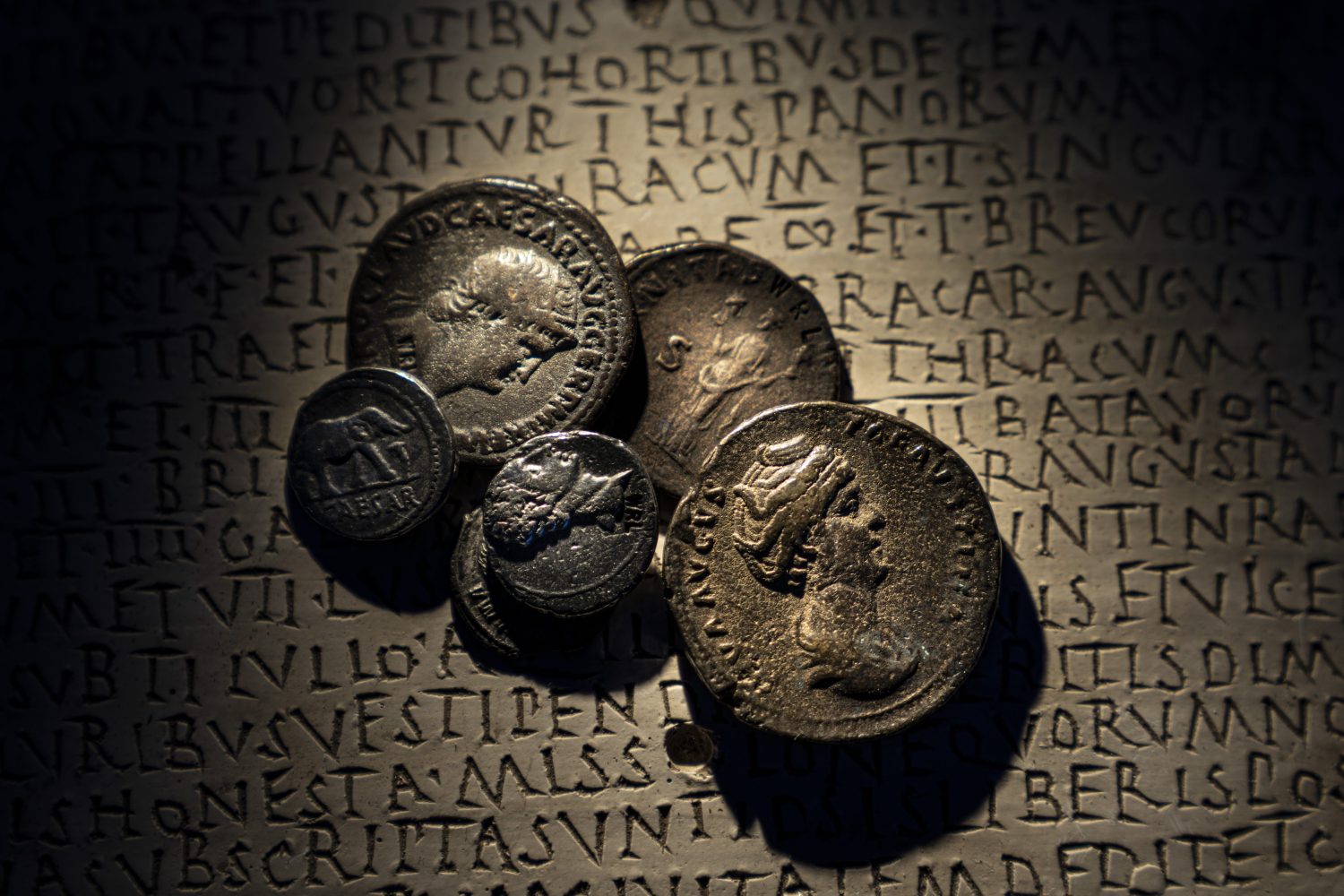 Stillife Fotografie - Antike Münzen in Szene gesetzt